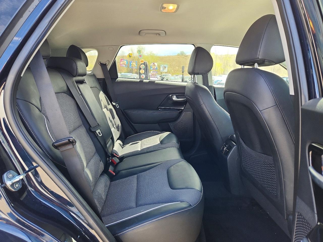 2020 Kia Niro VIN KNDCC3LG1L5038858 photo 11