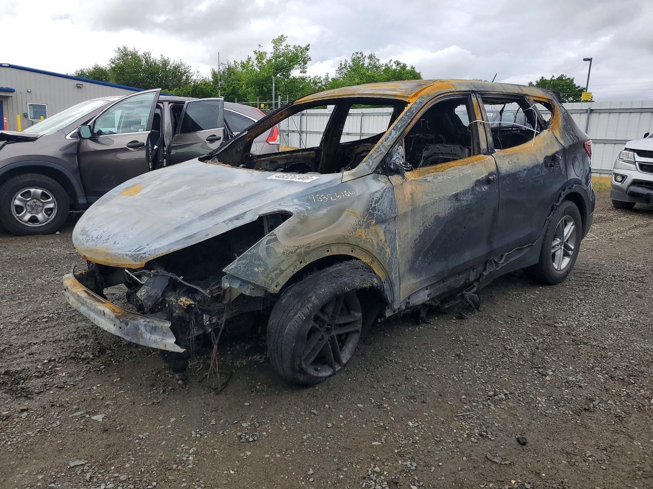 2018 Hyundai Santa fe VIN 5XYZT3LB3JG526180 photo 1