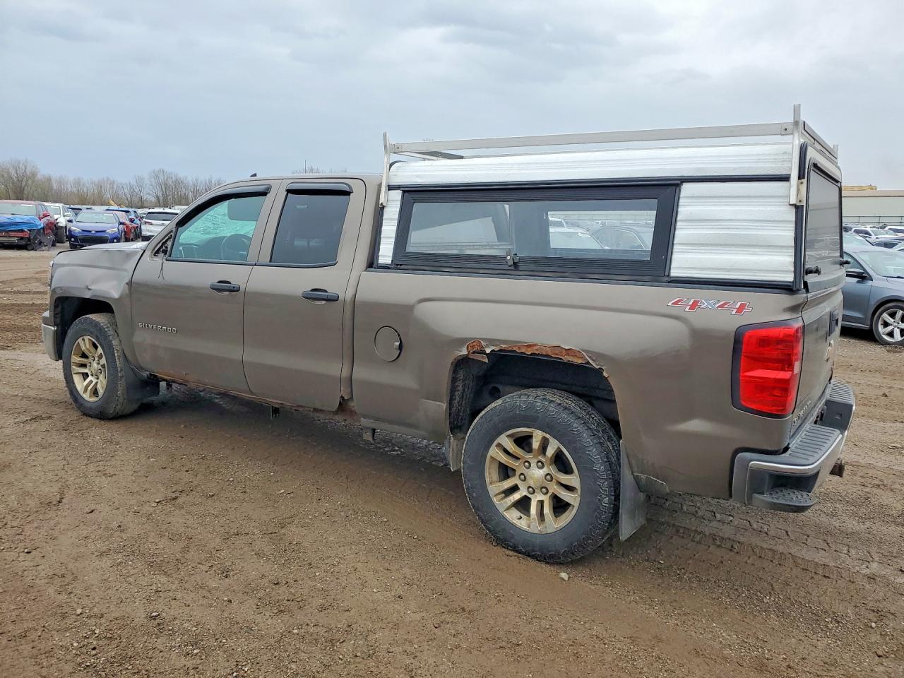 2014 Chevrolet Silverado VIN 1GCVKREC9EZ261086 photo 2