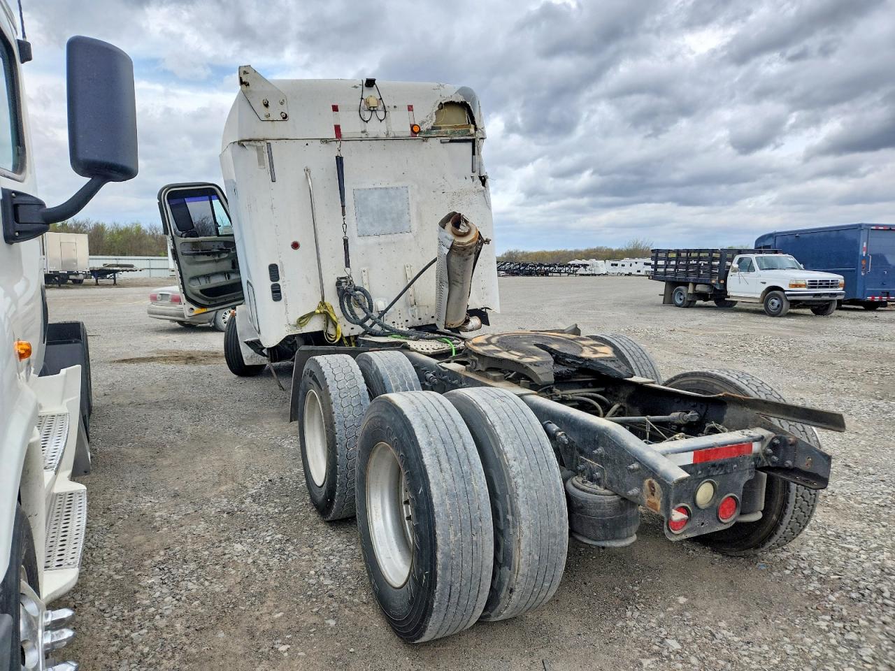 2005 FREIGHTLINER All other VIN 1FUJA6CK25LN07384 photo 3