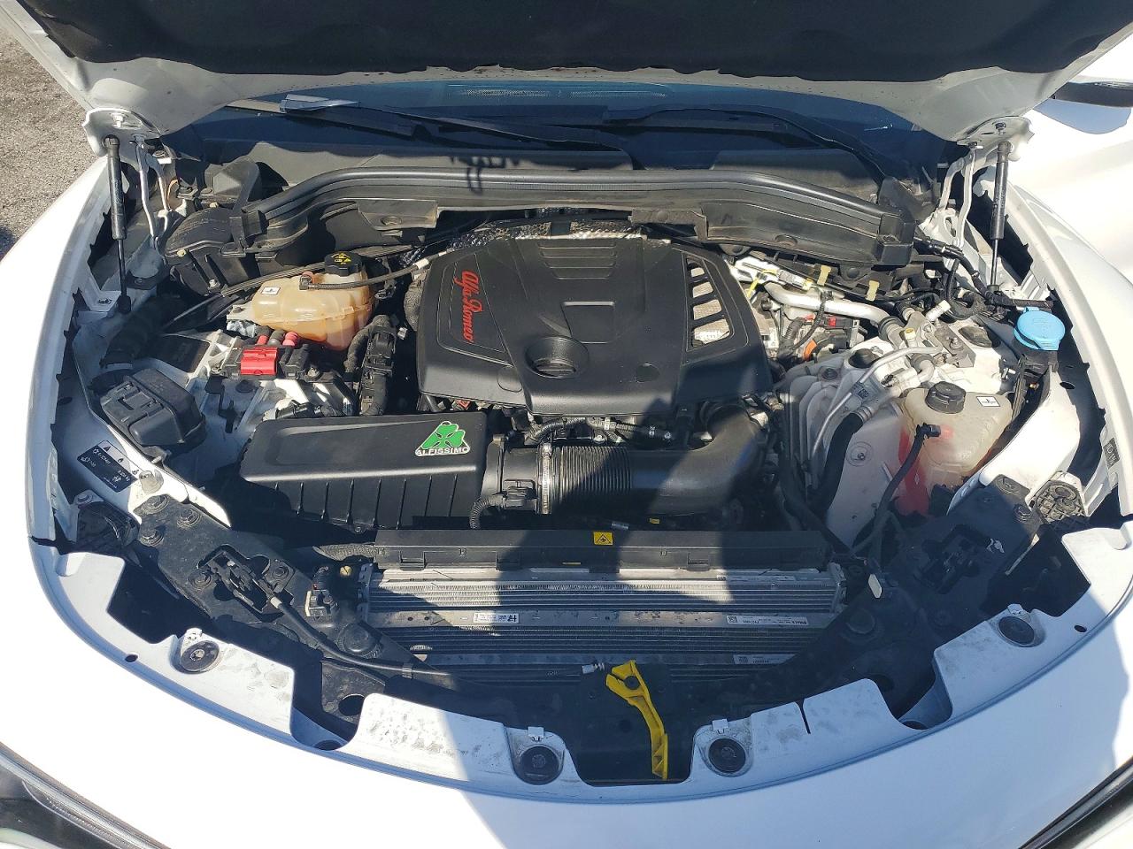 2022 Alfa Stelvio VIN ZASPAJAN8N7D44189 photo 12