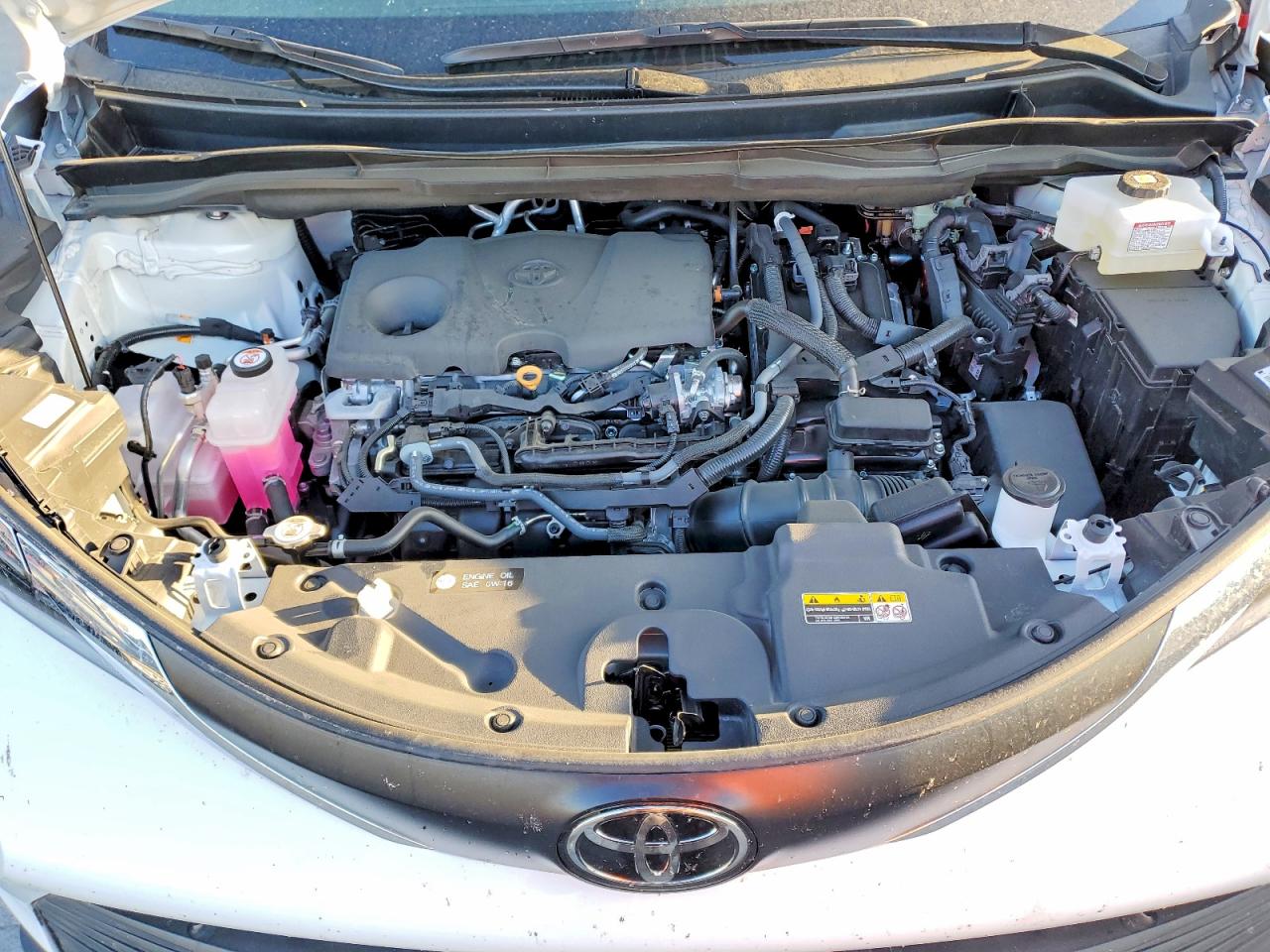 2026 Toyota Sienna VIN 5TDKRKEC3TS297912 photo 12