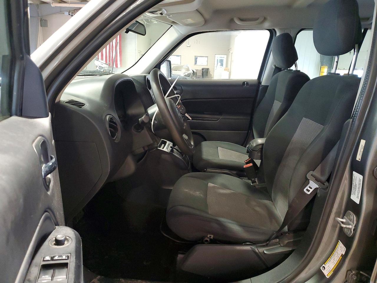 2014 Jeep Patriot VIN 1C4NJRBB3ED551030 photo 7