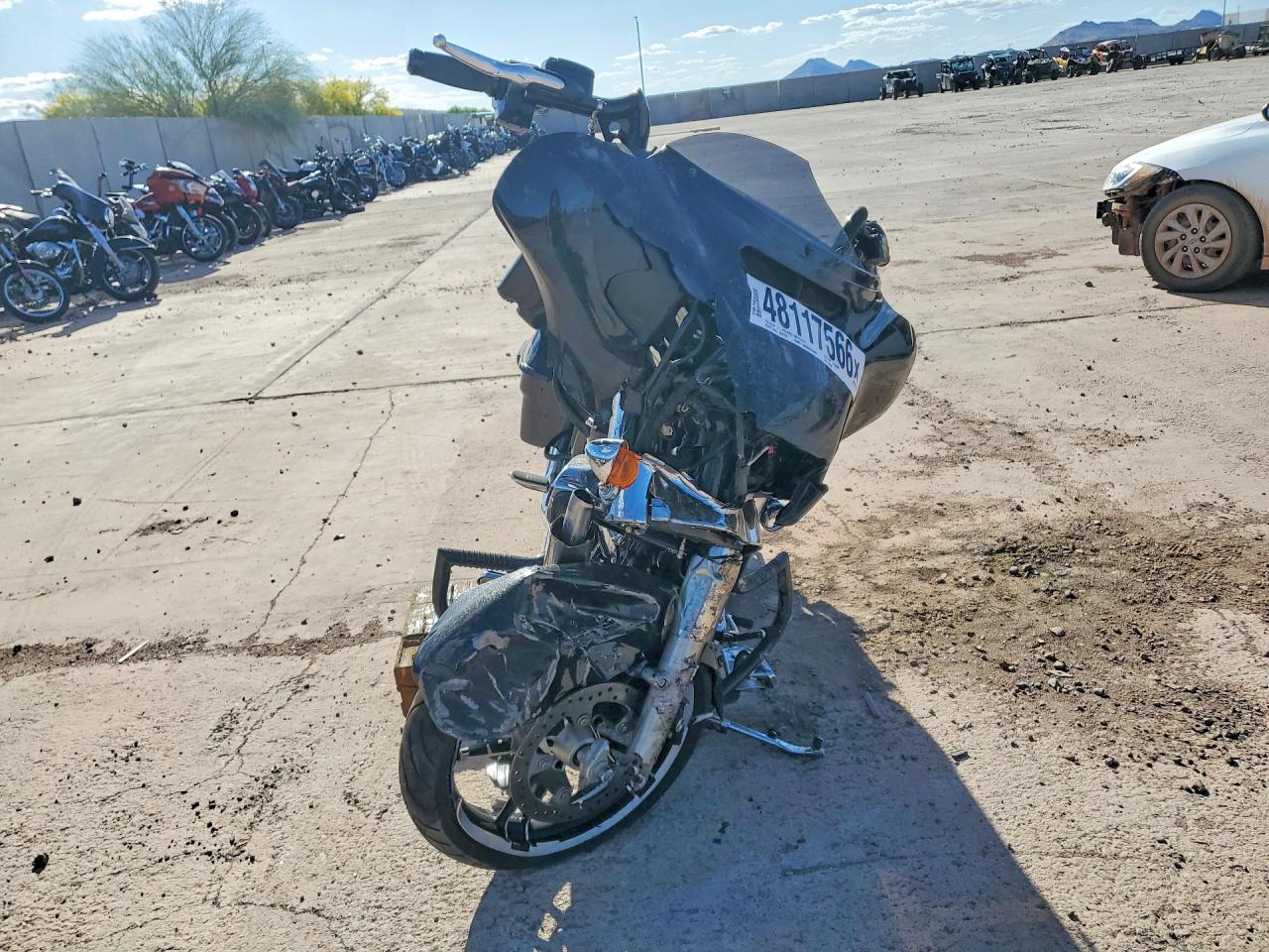2019 HARLEY Fl VIN 1HD1KBC13KB670808 photo 2