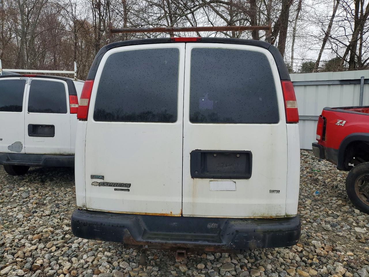 2011 CHEV Express VIN 1GCWGFFA2B1141772 photo 6