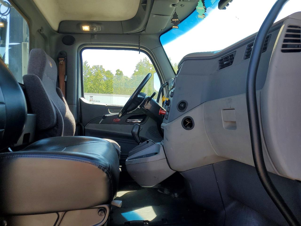 2017 PETERBILT All other VIN 1XPBA48X3HD428811 photo 5