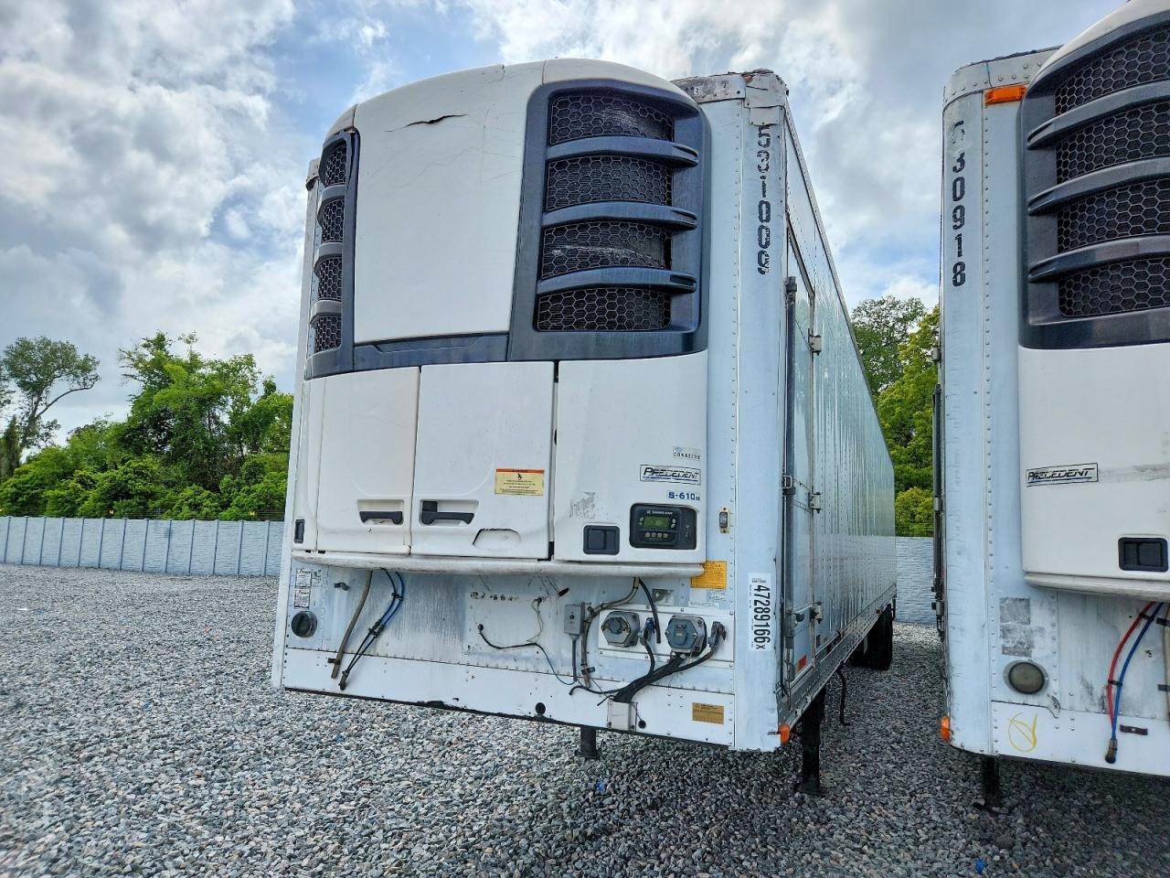 2013 UTILITY All models VIN 1UYVS2533DM630416 photo 2