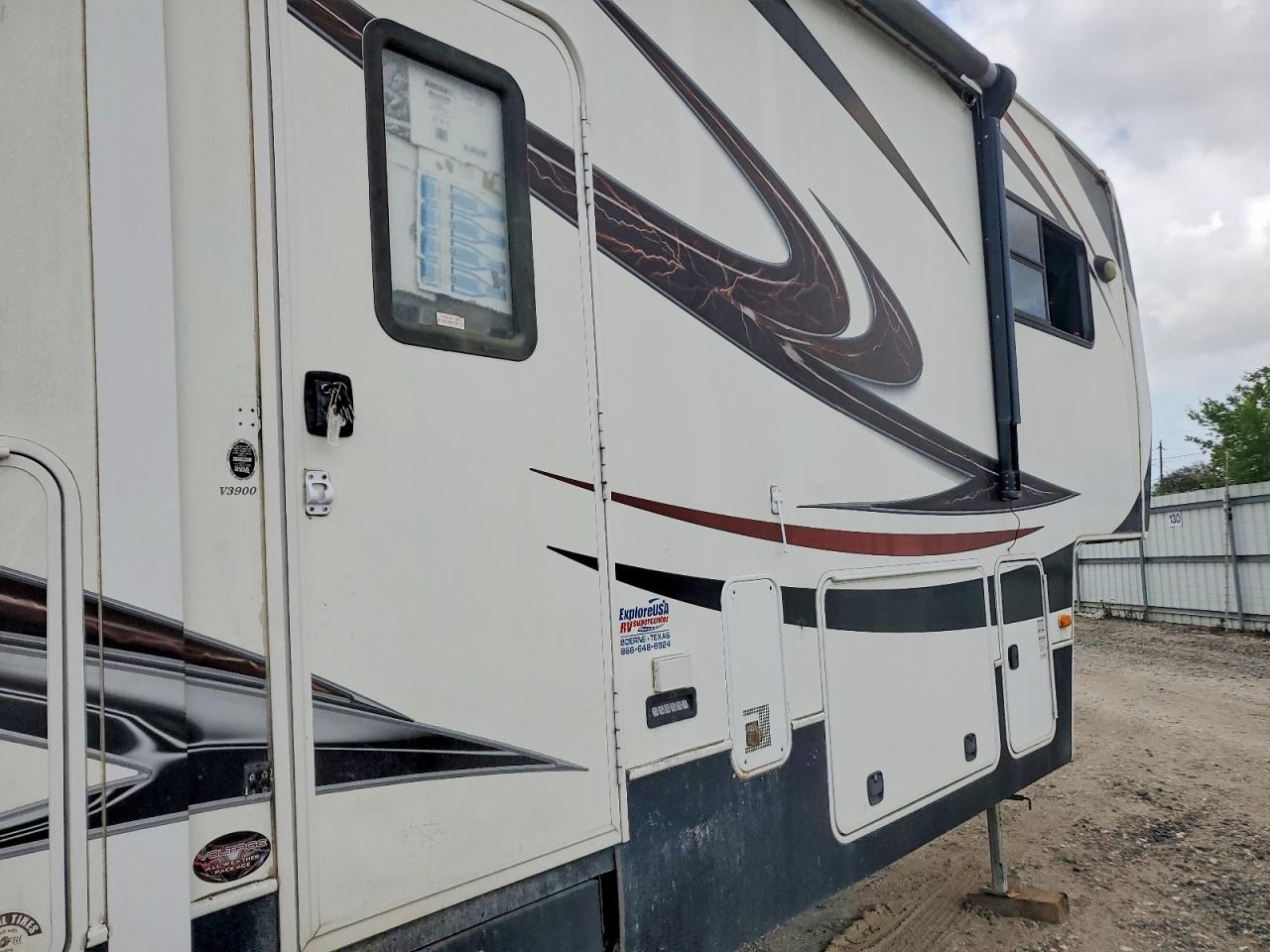 2011 DUTCHMEN VOLTAGE CAMPER VIN 47CFVTV32BC660122 photo 5