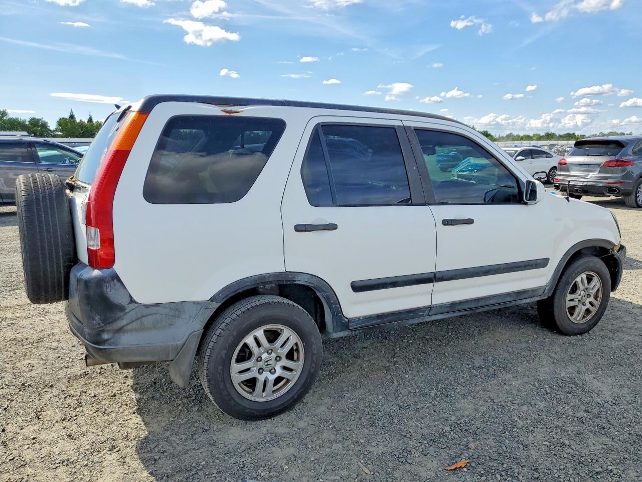 2002 Honda Crv VIN JHLRD78832C057974 photo 3