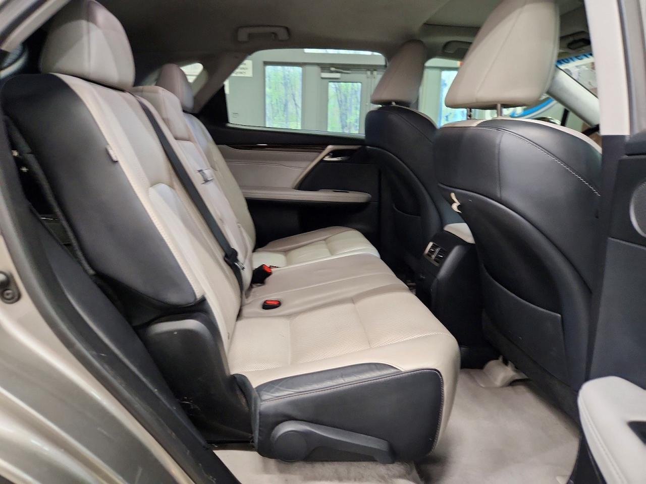 2019 Lexus Rx350 VIN 2T2ZZMCA0KC139011 photo 11
