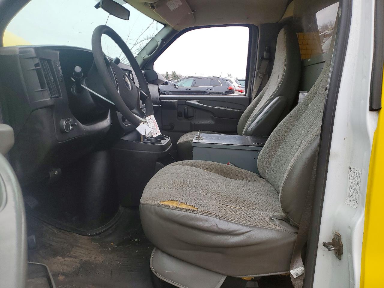 2010 CHEV Express VIN 1GCUGADX8A1138133 photo 7