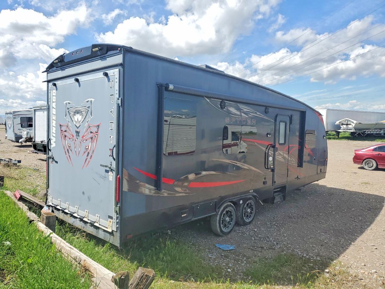 2017 WINNEBAGO All models VIN 54CUS1U27H3031155 photo 4