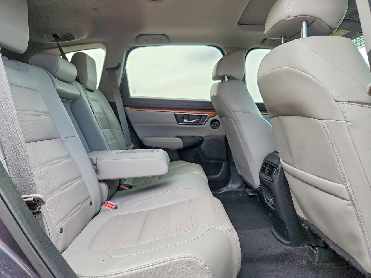 2017 Honda Crv VIN 5J6RW1H81HL010868 photo 10