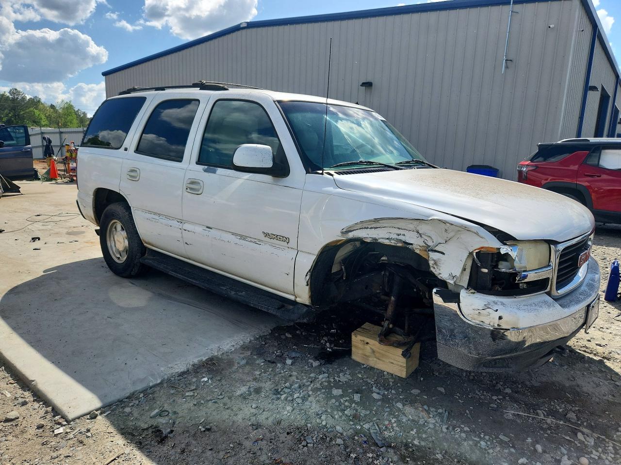 2002 GMC Yukon VIN 1GKEC13Z72R188418 photo 4