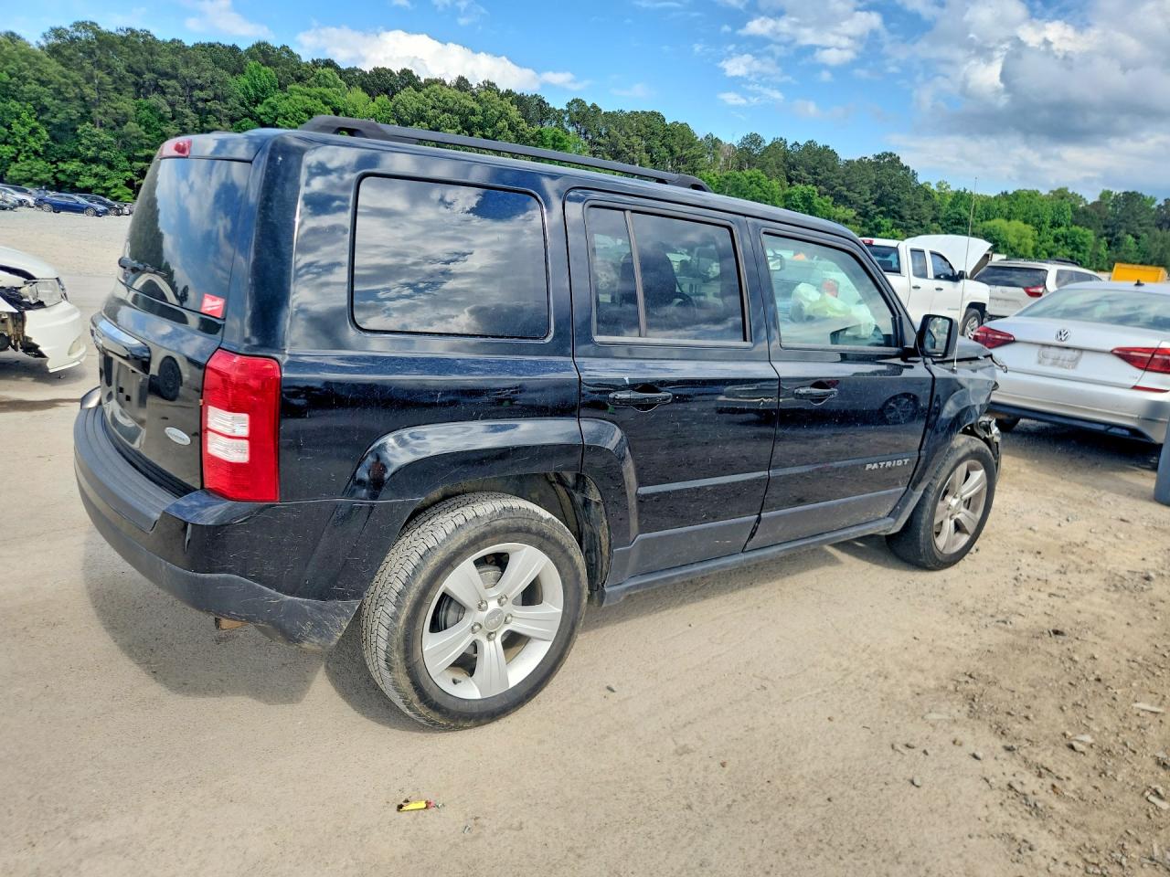 2017 JEEP Patriot VIN 1C4NJPFA0HD202062 photo 3