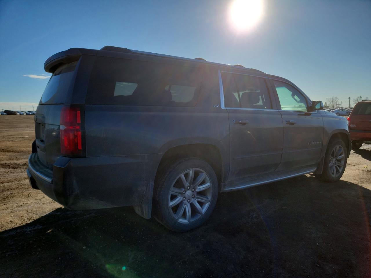 2015 CHEV Suburban VIN 1GNSKKKC3FR567966 photo 3