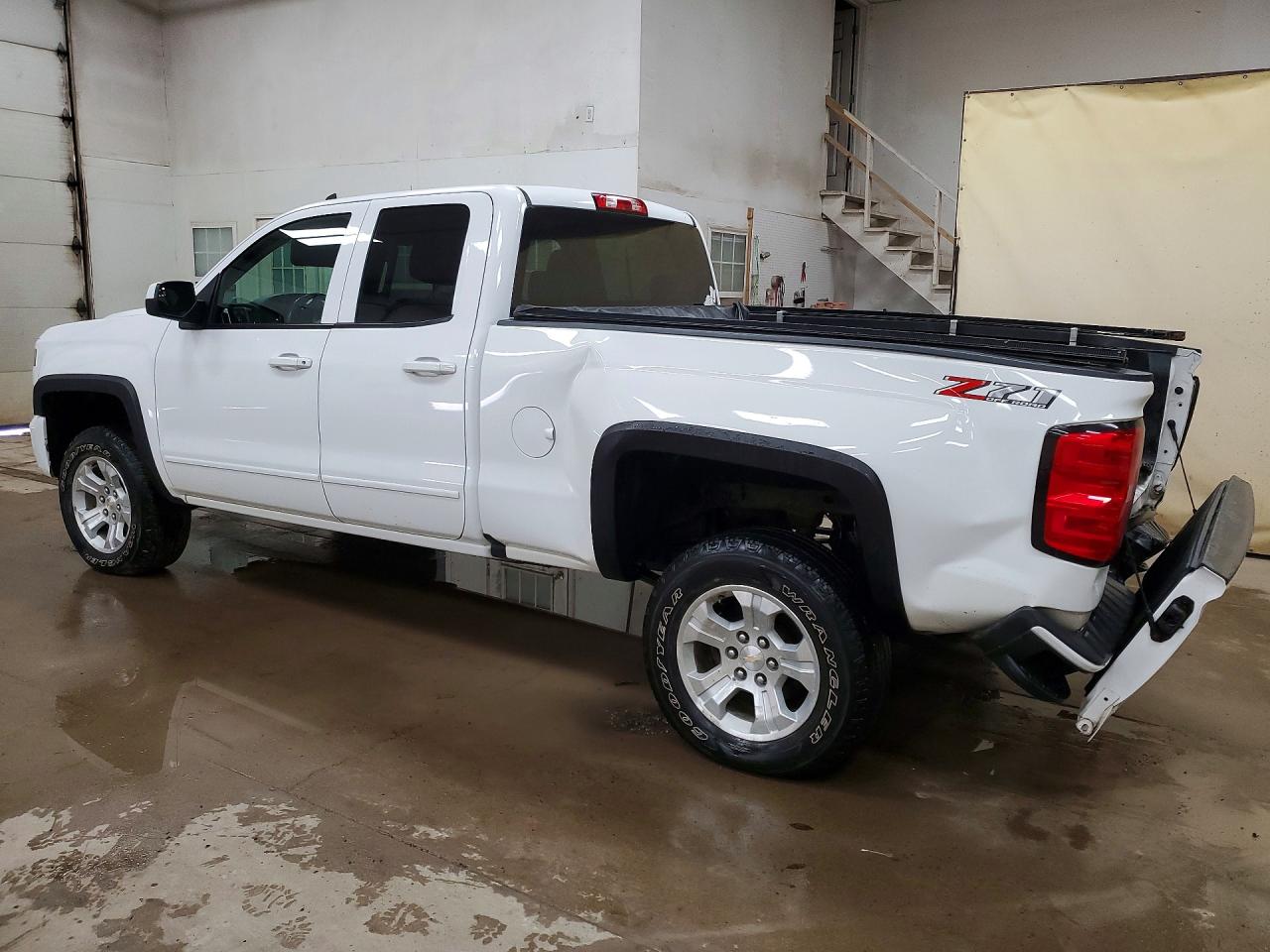 2018 Silverado VIN 1GCVKREC7JZ188570 photo 2