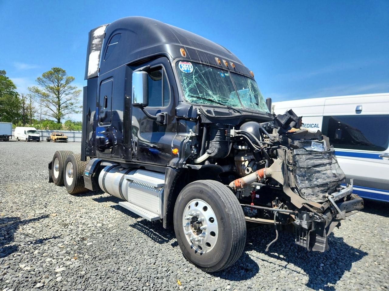 2015 FREIGHTLINER All other VIN 1FUGGLDV9FLGF9131 photo 1