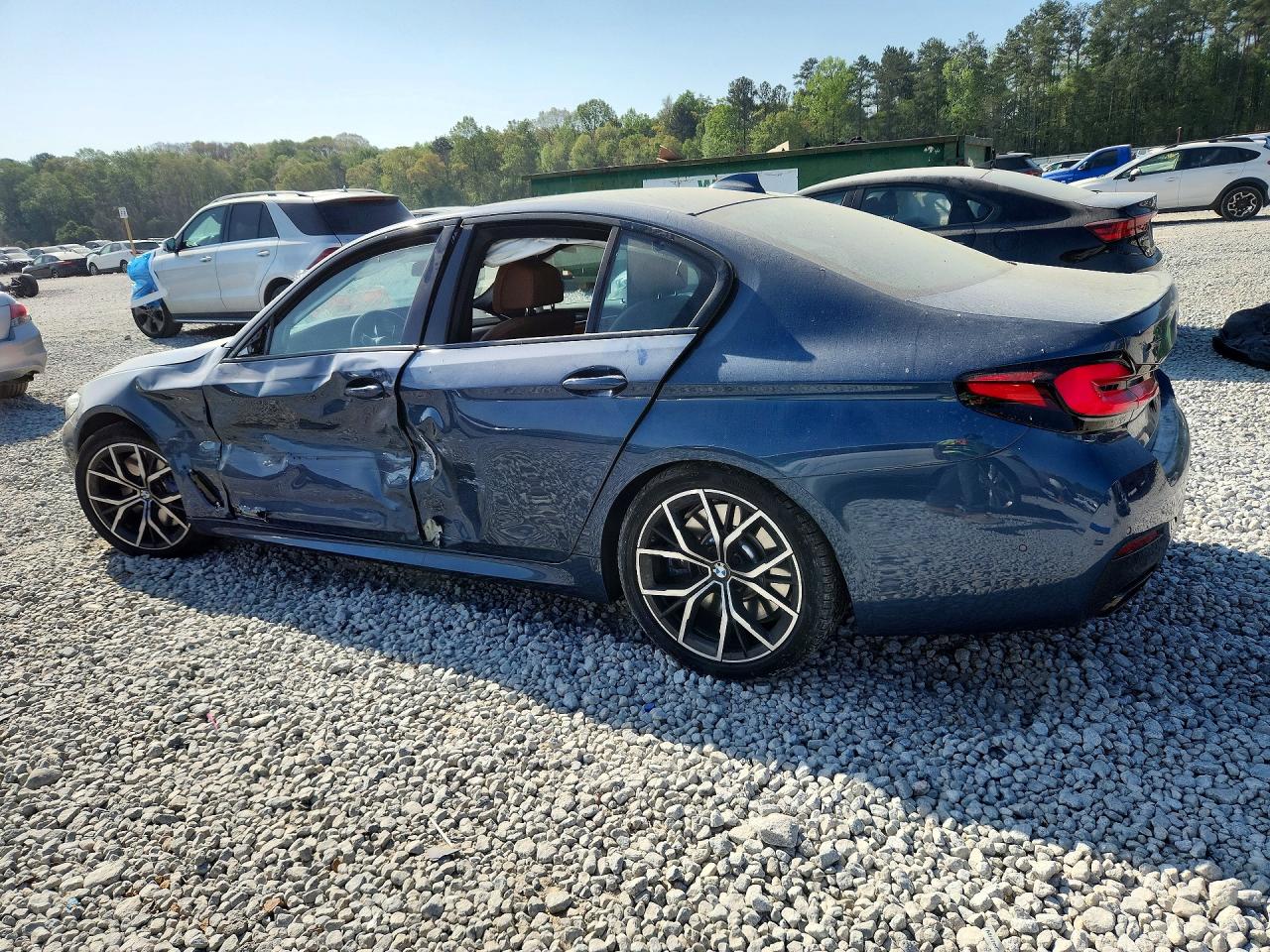2023 BMW M5 VIN WBA13BK03PCM30373 photo 2