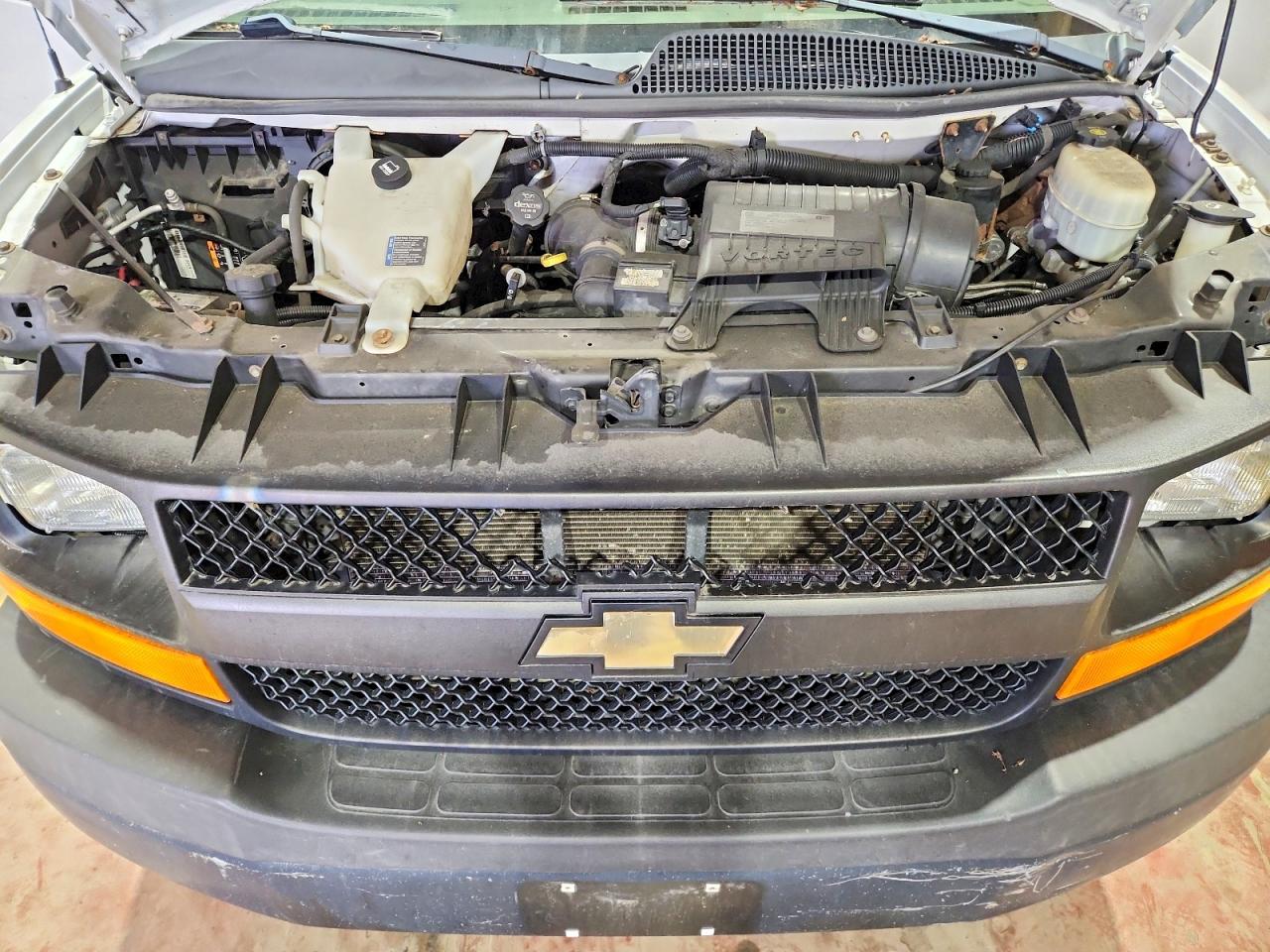 2016 CHEV Express VIN 1GCWGAFF5G1215627 photo 12