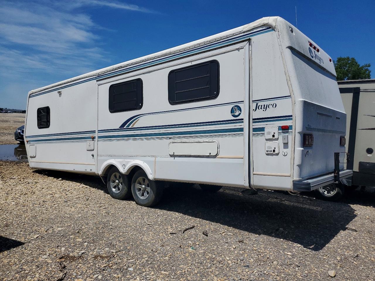 1997 JAYCO Unknown VIN 1UJBJ02R2V1SD0055 photo 3