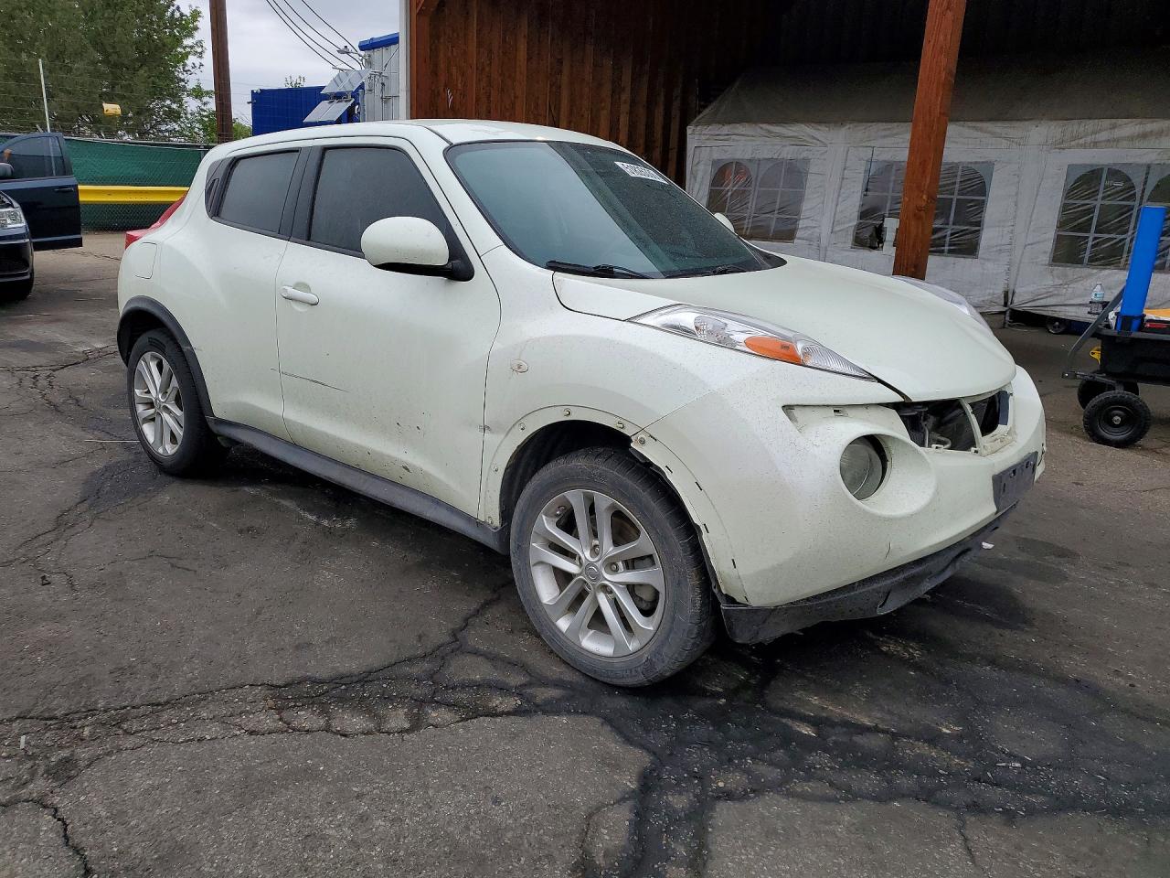 2012 Juke VIN JN8AF5MR9CT100369 photo 4