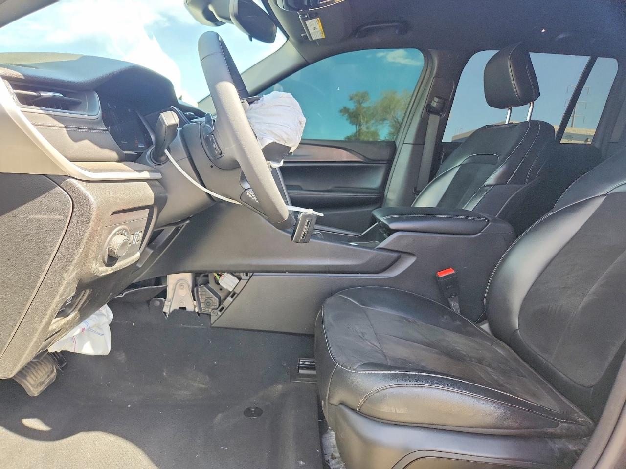 2024 Jeep Cherokee VIN 1C4RJHAG3RC104864 photo 7