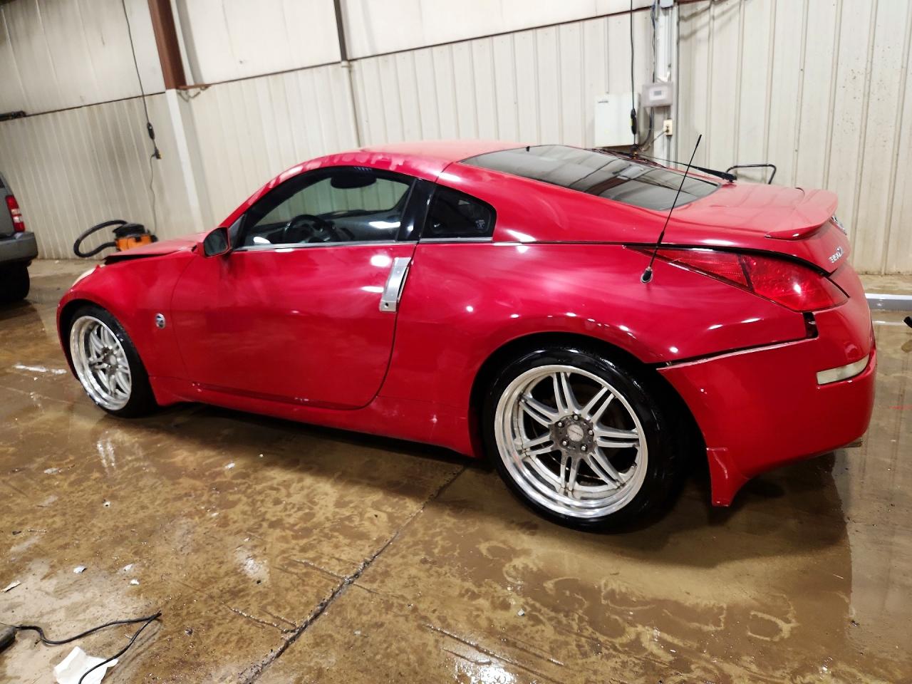 2005 NISSAN 350z VIN JN1AZ34D15M600487 photo 2