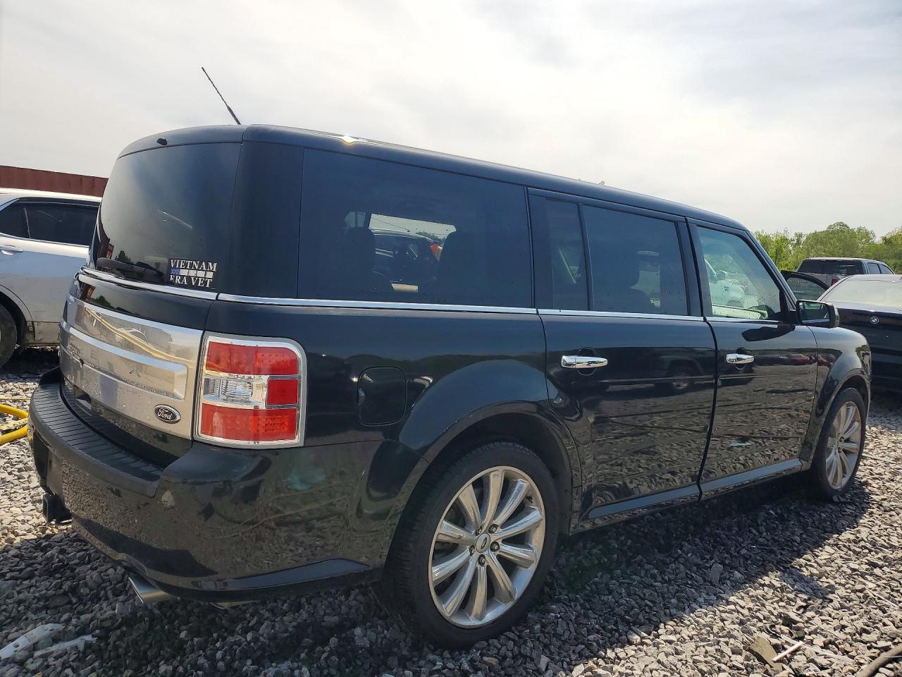 2014 Ford Flex VIN 2FMGK5D86EBD31575 photo 3