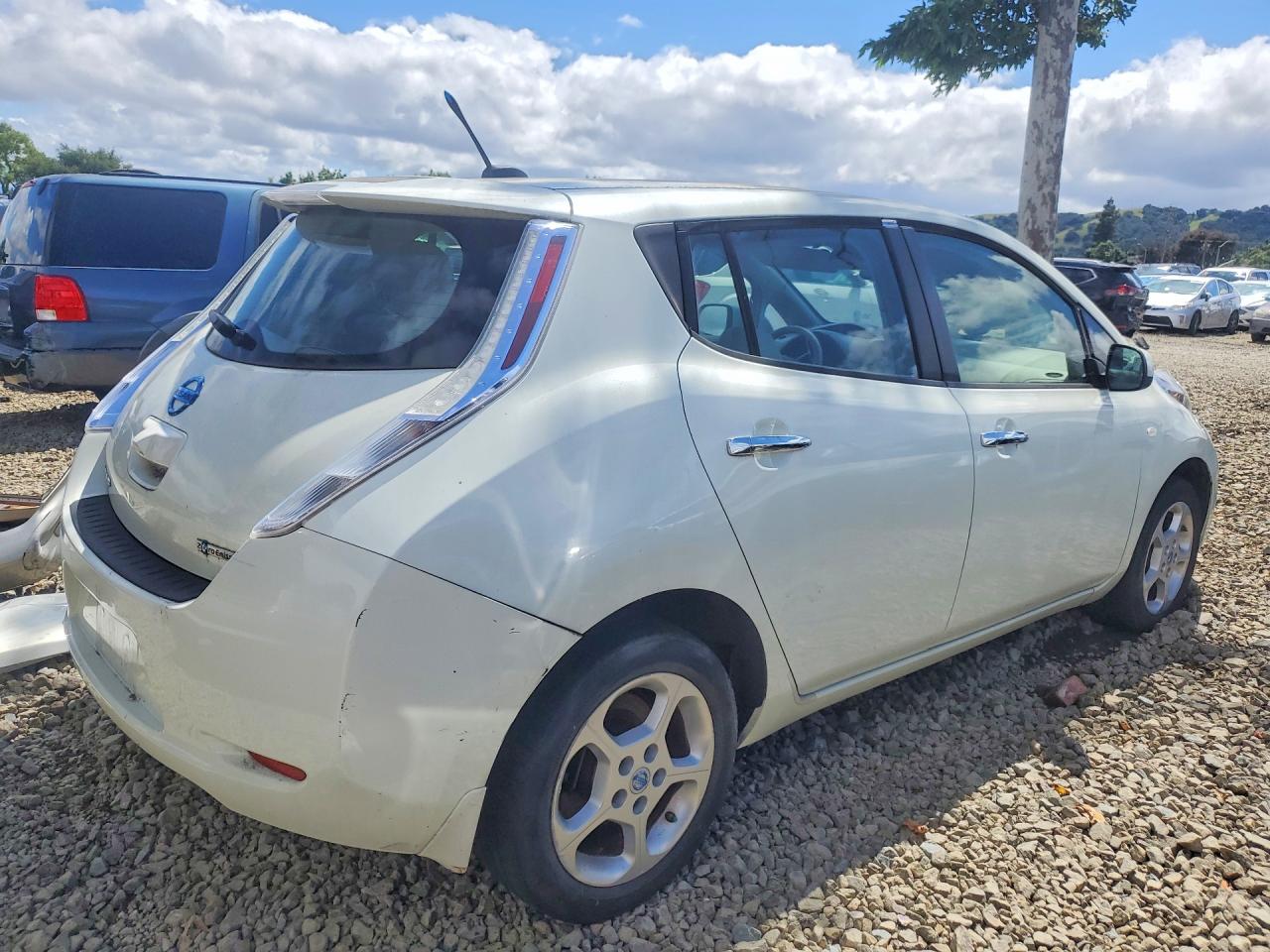 2012 Nissan Leaf VIN JN1AZ0CPXCT015565 photo 3