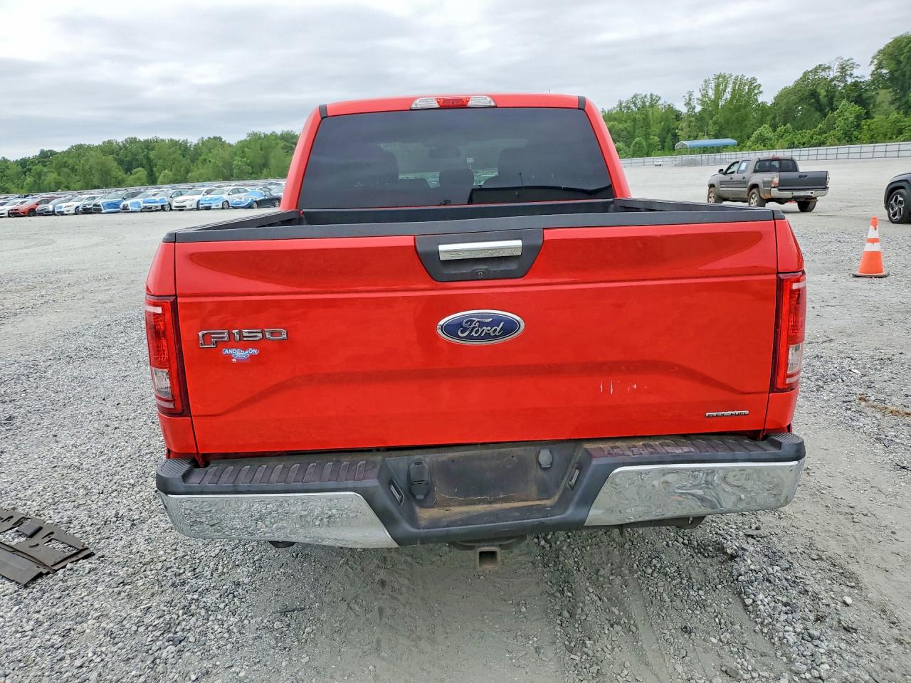 2015 Ford F150 VIN 1FTEW1C85FFB94624 photo 6
