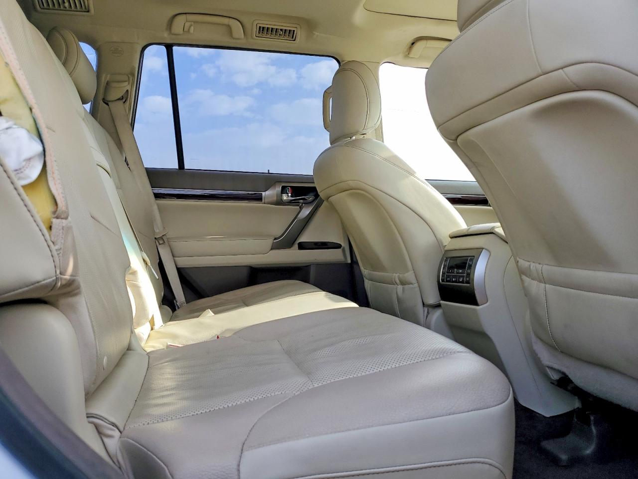 2019 Lexus Gx VIN JTJBM7FX3K5225588 photo 11
