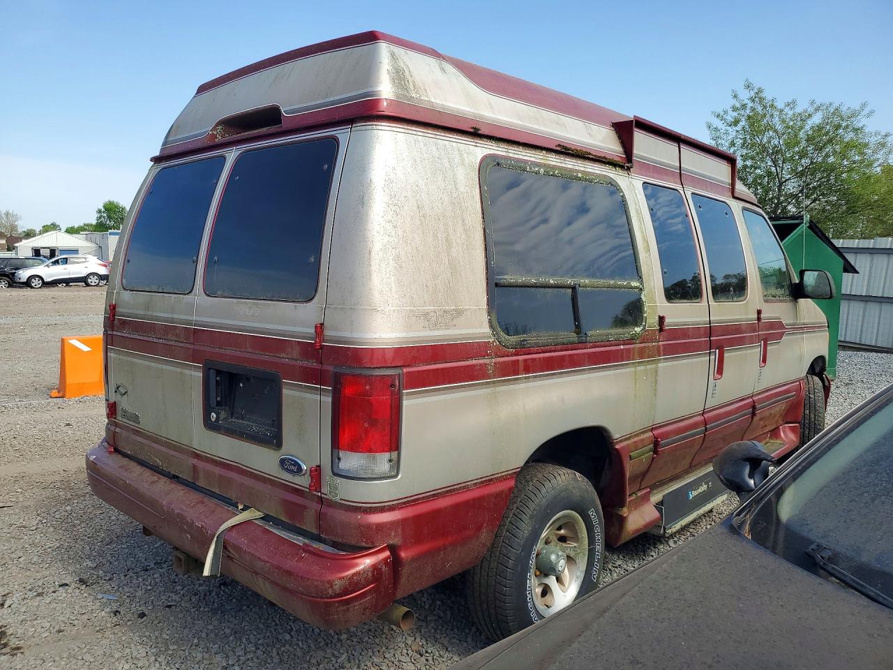 1999 Ford Econoline VIN 1FDRE14W0XHB73084 photo 3