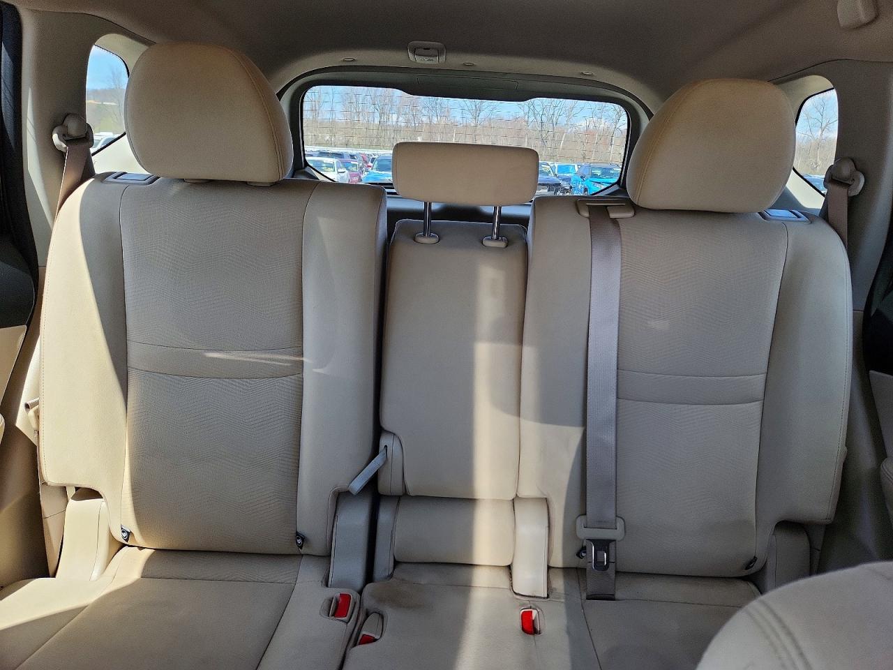 2016 NISS Rogue VIN KNMAT2MV1GP648235 photo 10