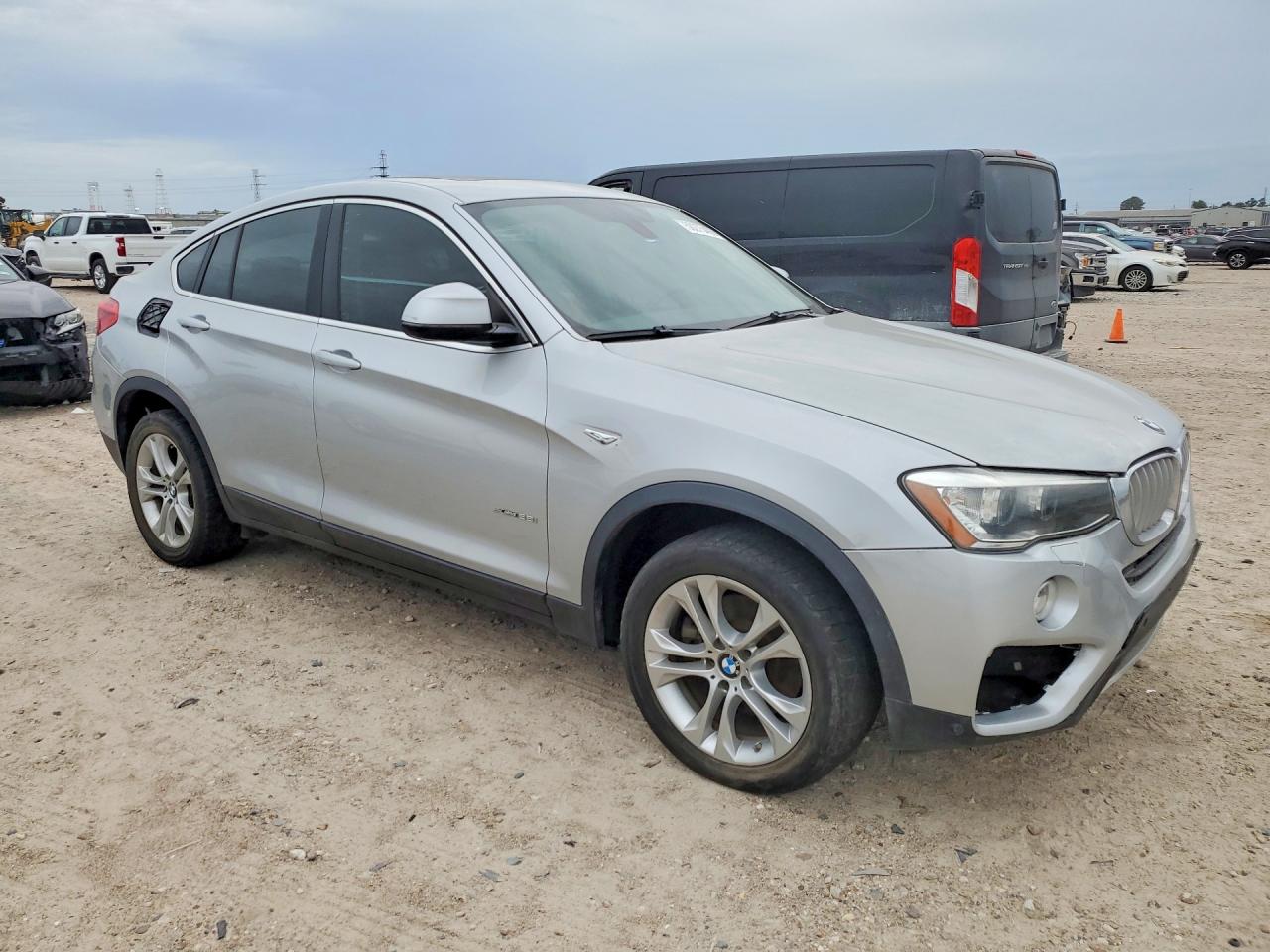 2015 BMW X4 VIN 5UXXW3C55F0M88911 photo 4