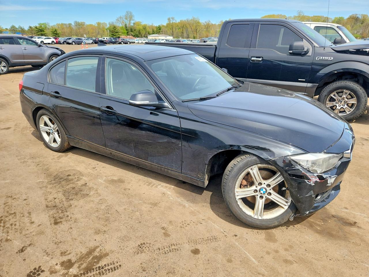 2013 BMW 3 series VIN WBA3B5G51DNS01367 photo 4