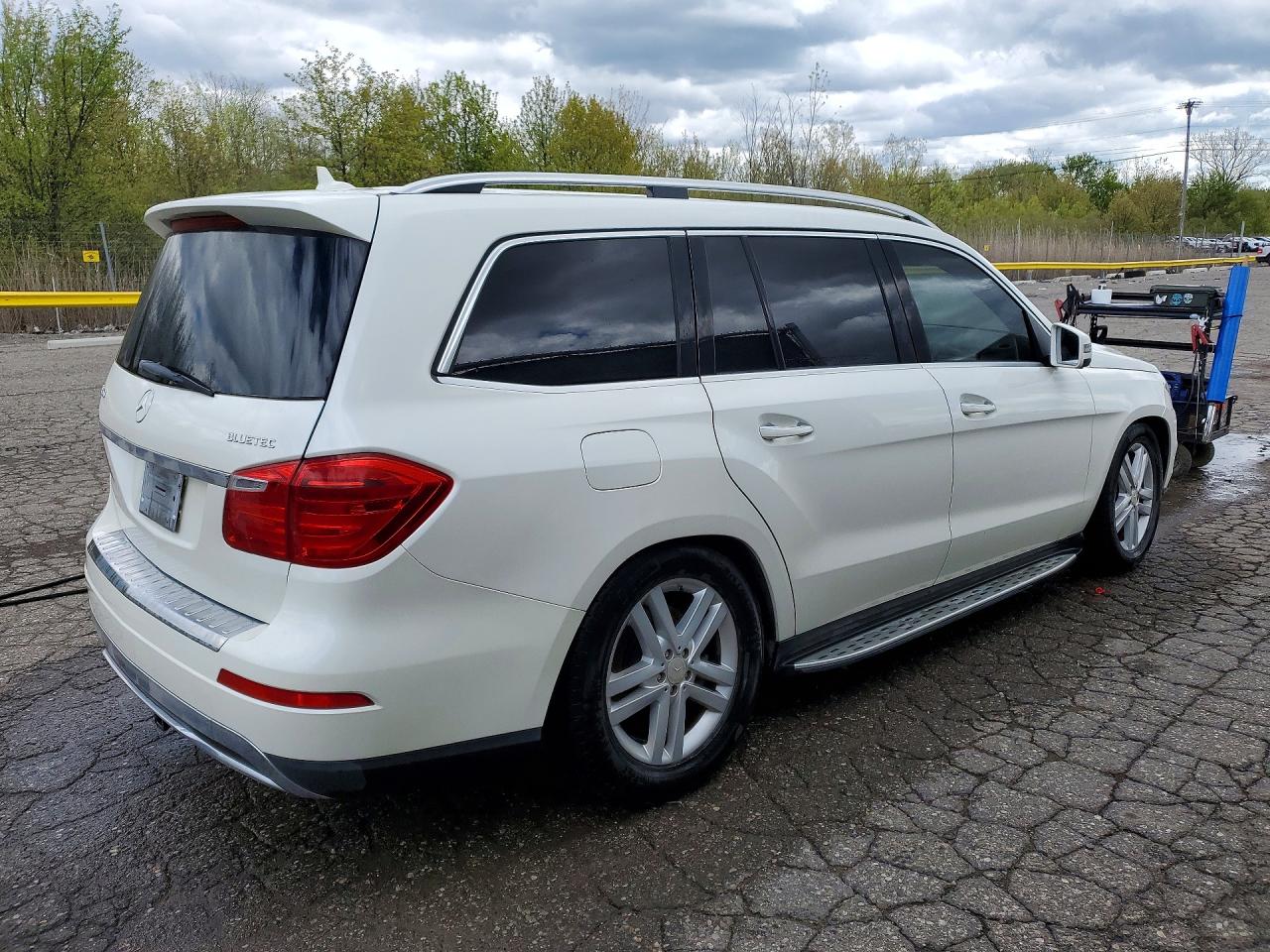 2013 MERCEDES-BENZ Gl-class VIN 4JGDF2EE8DA177715 photo 3