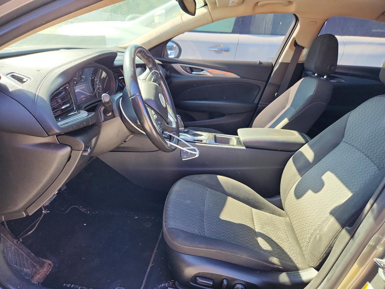 2019 Buick Regal VIN W04GL6SX3K1020852 photo 7