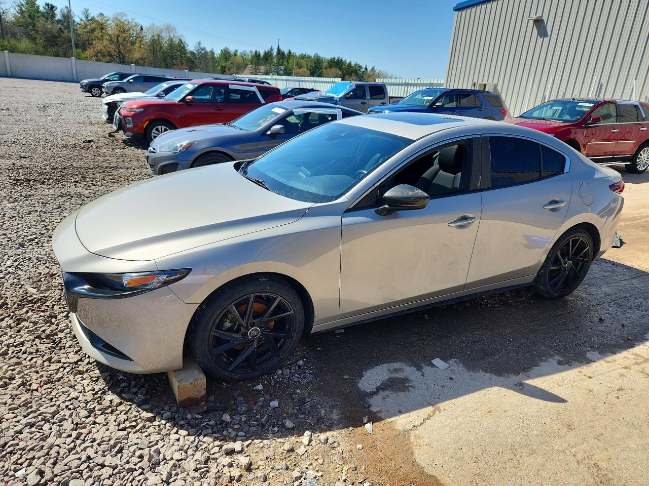2022 Mazda 3 VIN JM1BPBCL1N1501602 photo 1