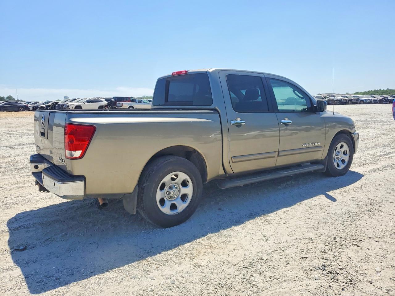 2007 Nissan TITAN VIN 1N6BA07A27N244165 photo 3