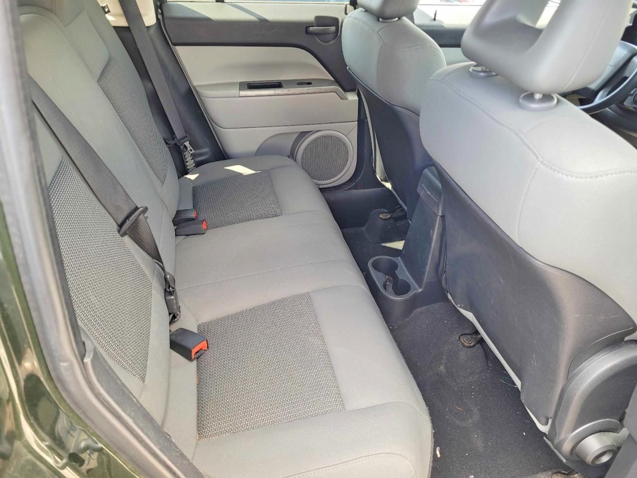 2007 JEEP Patriot VIN 1J8FF28W97D392209 photo 6
