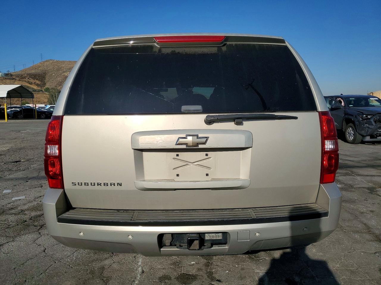2008 CHEV Suburban VIN 1GNFC16JX8J207158 photo 6