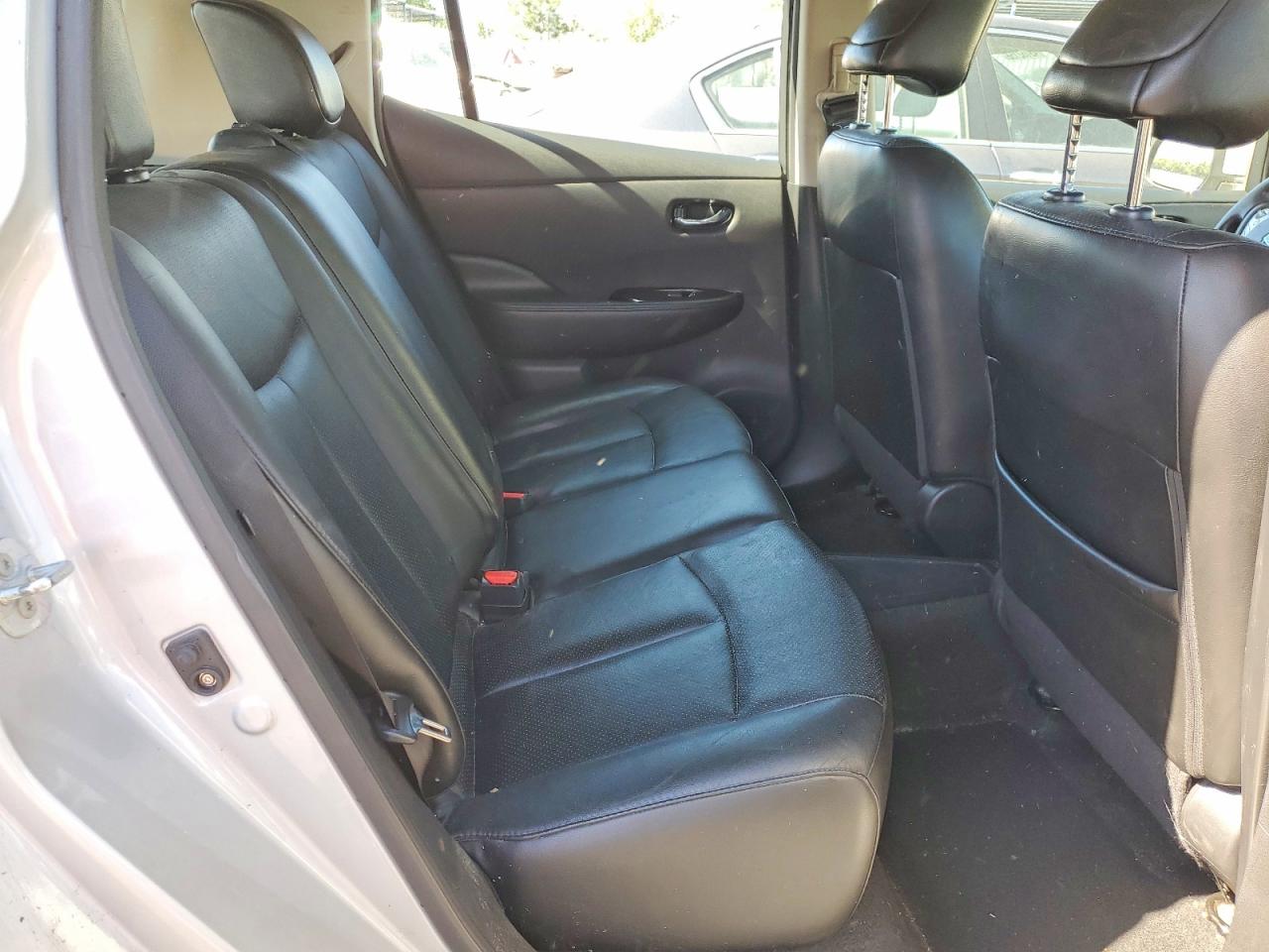 2013 NISSAN Leaf VIN 1N4AZ0CP4DC405596 photo 10