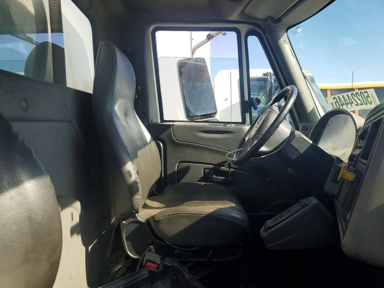 2015 International 4000 serie VIN 1HTMKAAN1FH523164 photo 5
