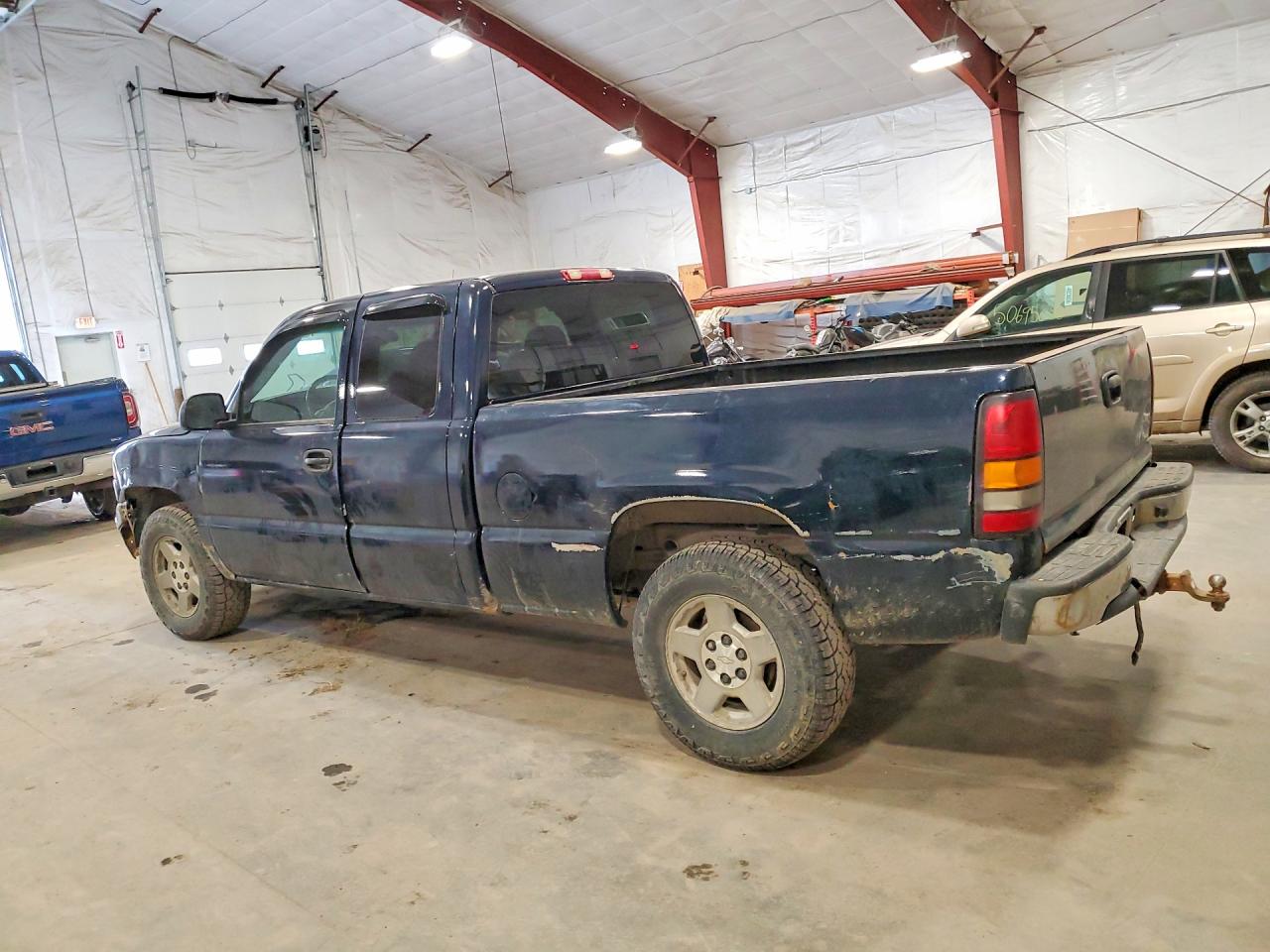 2005 GMC SIERRA VIN 1GTEK19V35E333355 photo 2