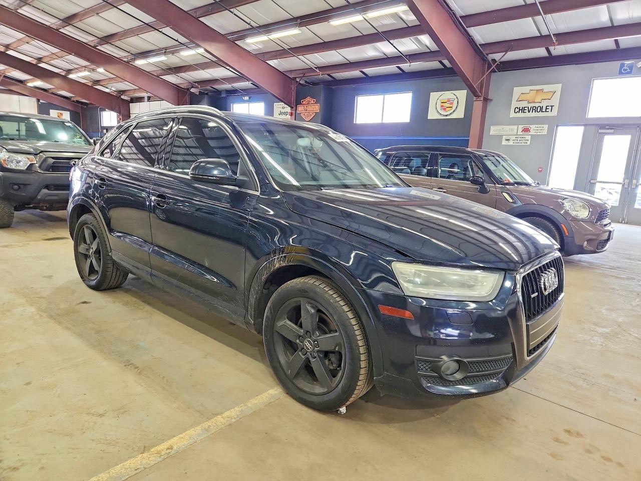 2015 Audi Q3 VIN WA1EFCFS1FR004684 photo 4