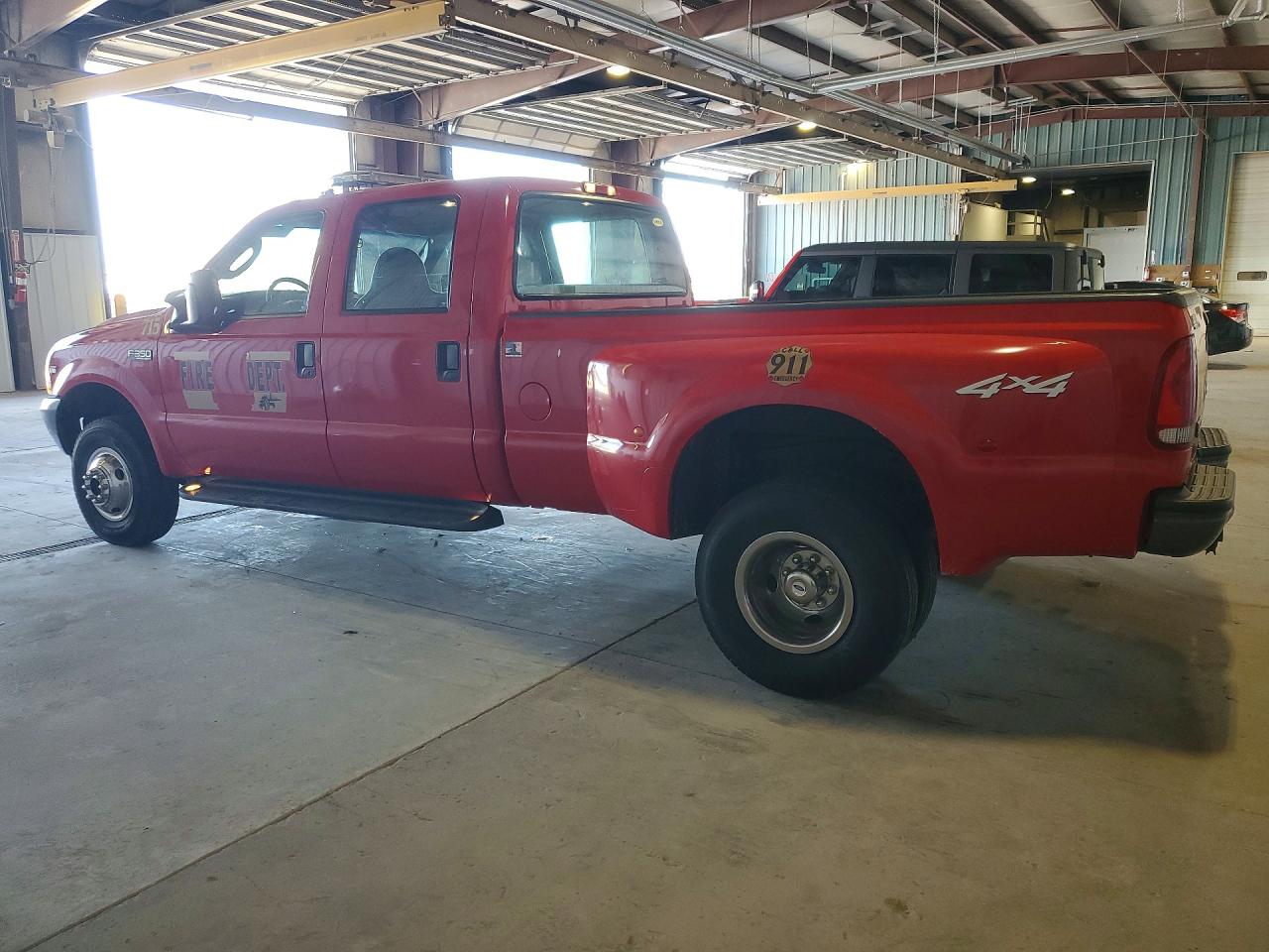 2003 Ford F350 VIN 1FTWW33S43EB91596 photo 2