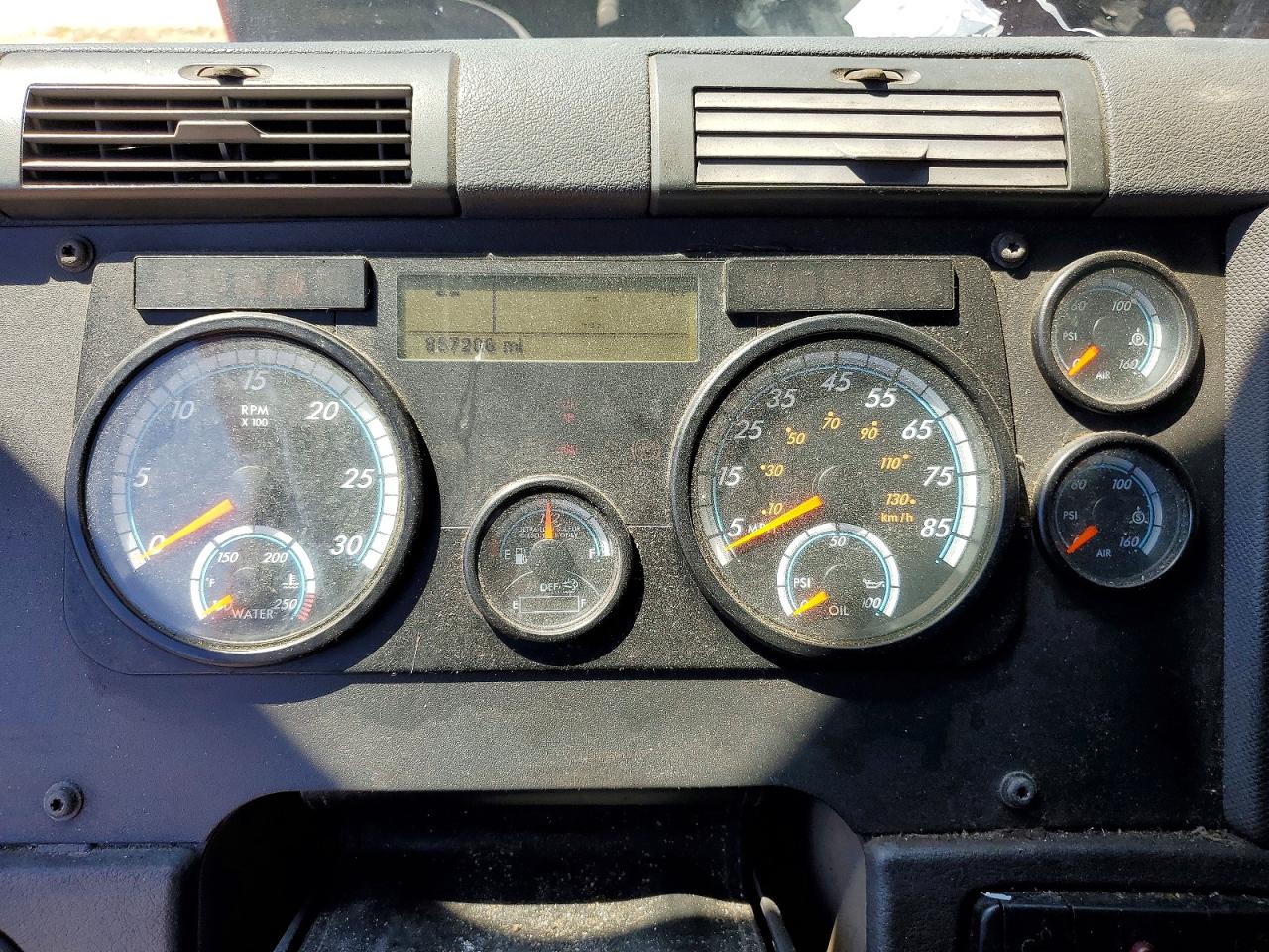 2015 FREIGHTLINER All other VIN 3AKJGLD59FSGB3339 photo 8