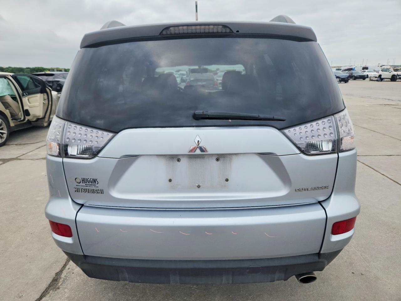 2010 Mitsubishi Outlander VIN JA4AS3AW2AZ009454 photo 6