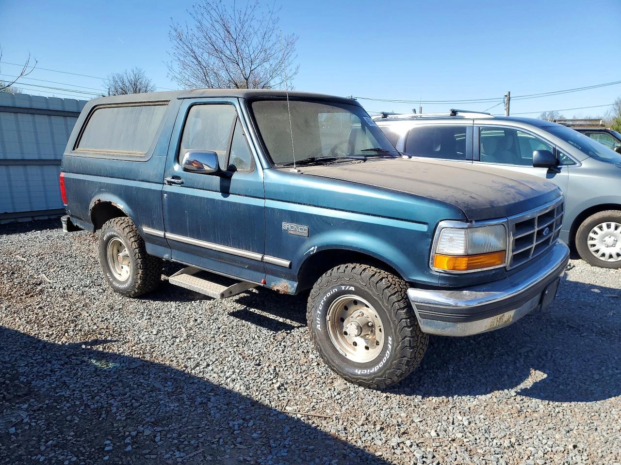 1994 Ford Bronco VIN 1FMEU15N4RLA41405 photo 4